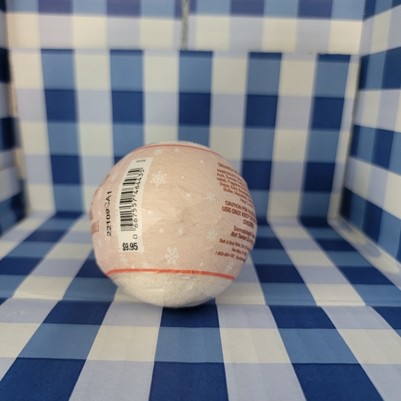 Bath & Body Works | Sugared Snickerdoodle | Bath Bomb - Picture 3 of 3